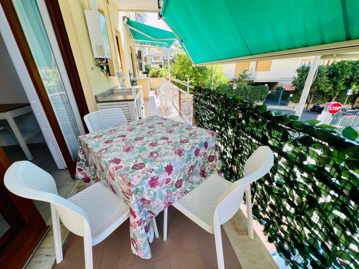 Treehouse Sorrento Apartment Esterno foto